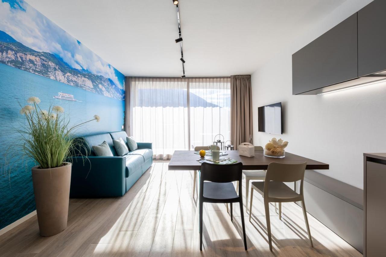 Boutique Apartments By Annalisa Torbole Sul Garda Zewnętrze zdjęcie