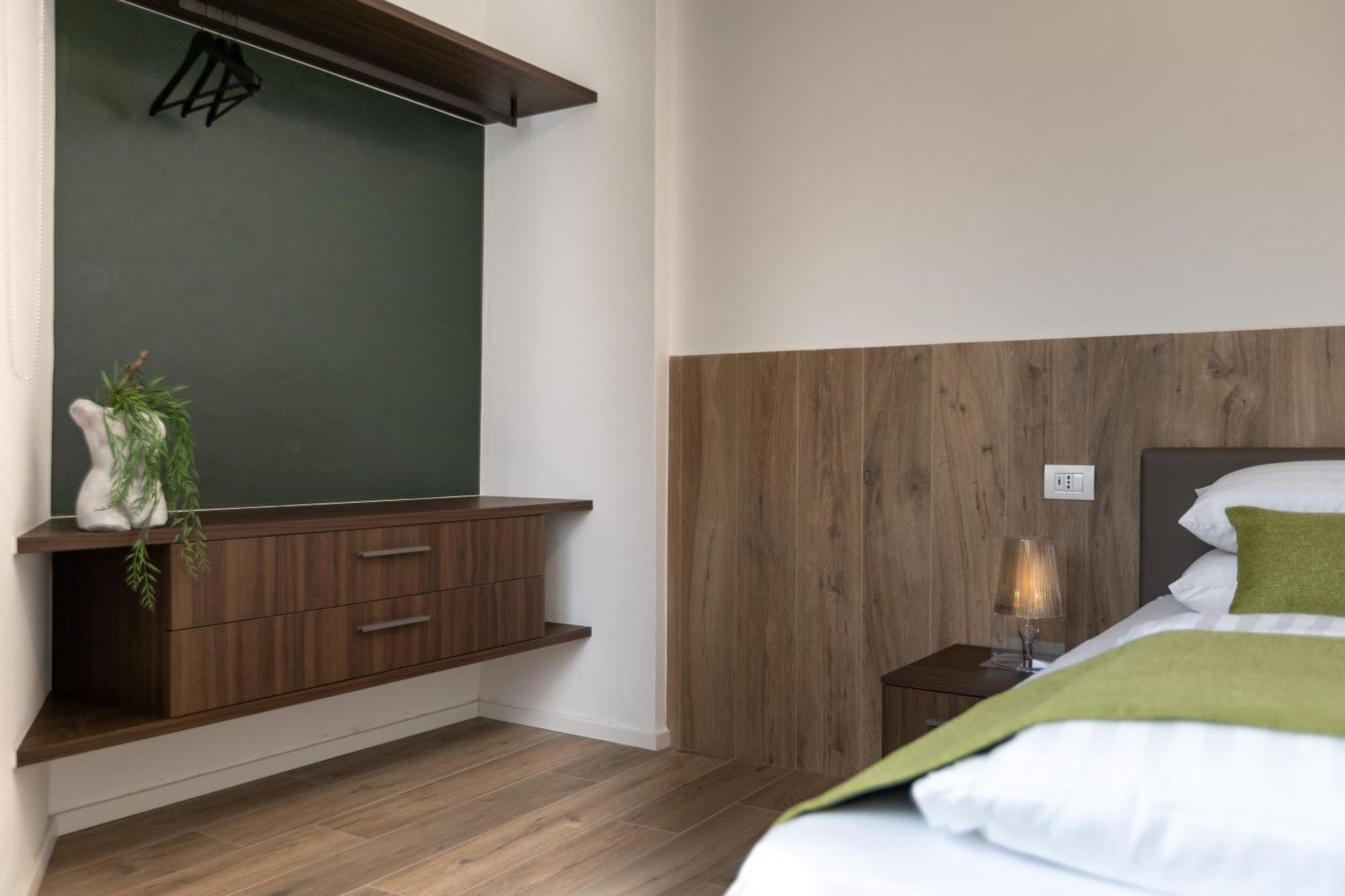 Boutique Apartments By Annalisa Torbole Sul Garda Zewnętrze zdjęcie
