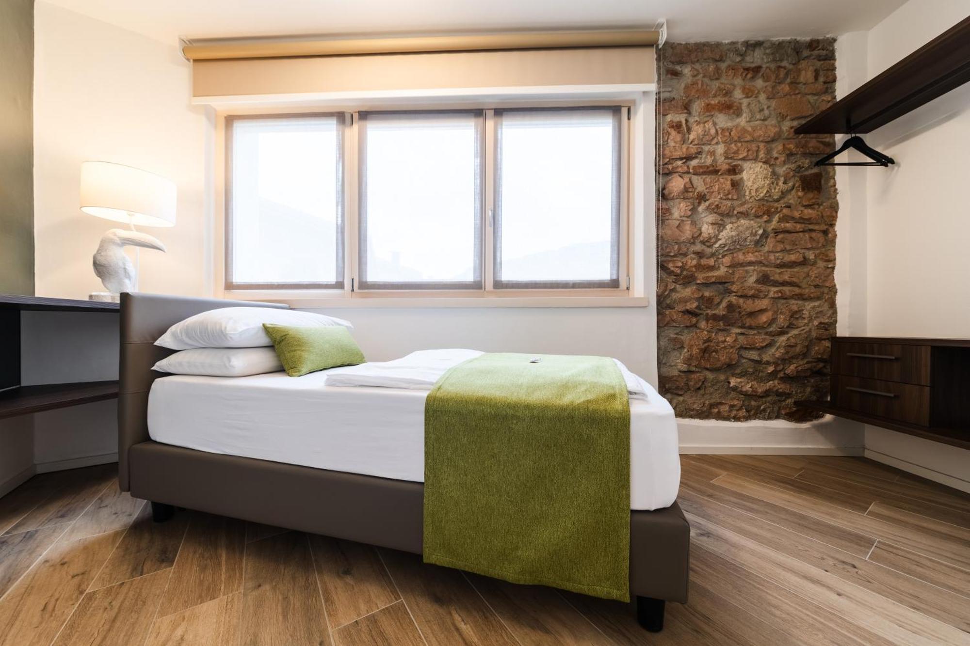 Boutique Apartments By Annalisa Torbole Sul Garda Zewnętrze zdjęcie
