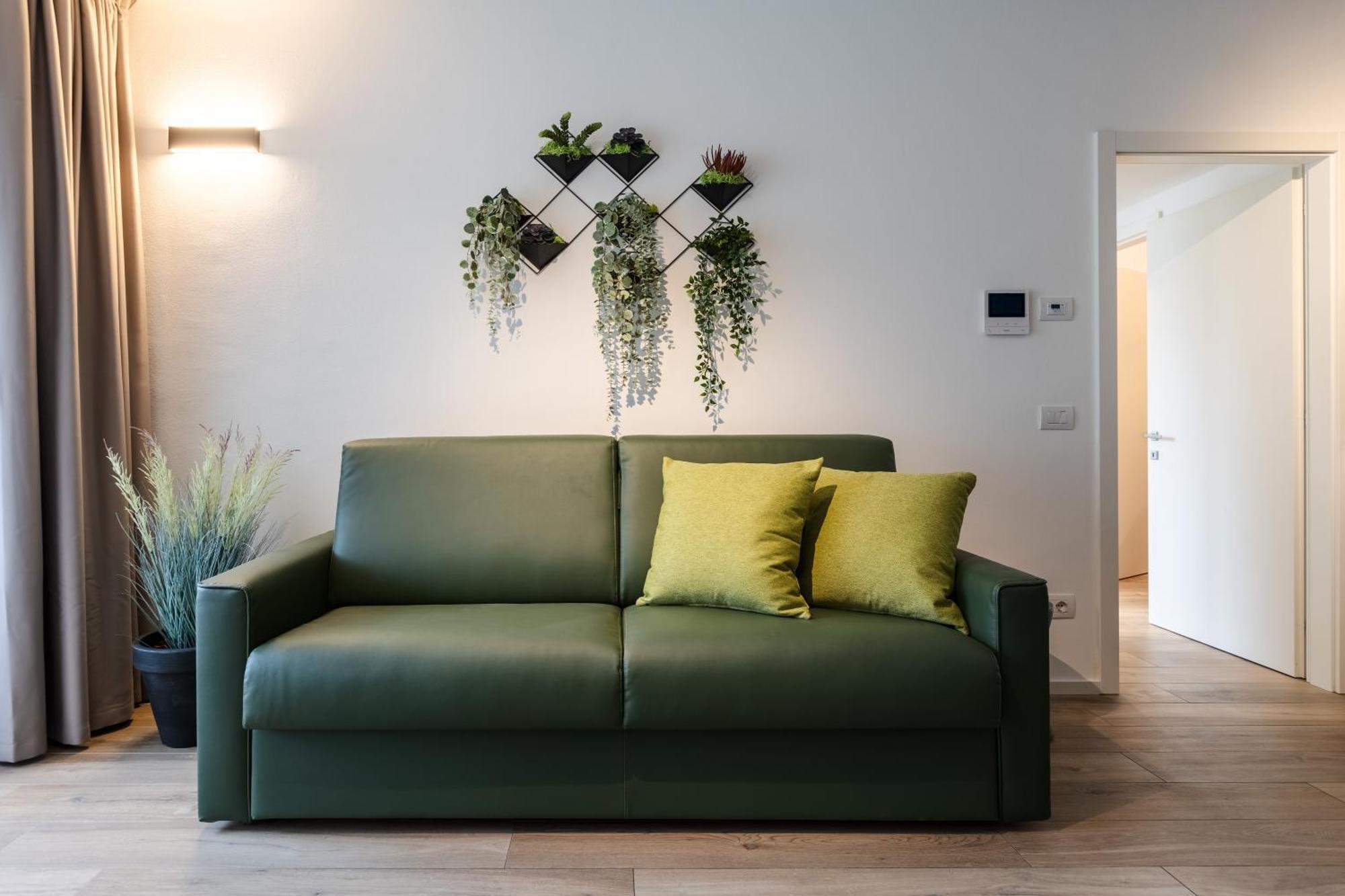 Boutique Apartments By Annalisa Torbole Sul Garda Zewnętrze zdjęcie